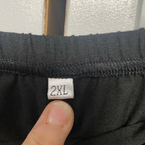 Top - Picture 3 of 3